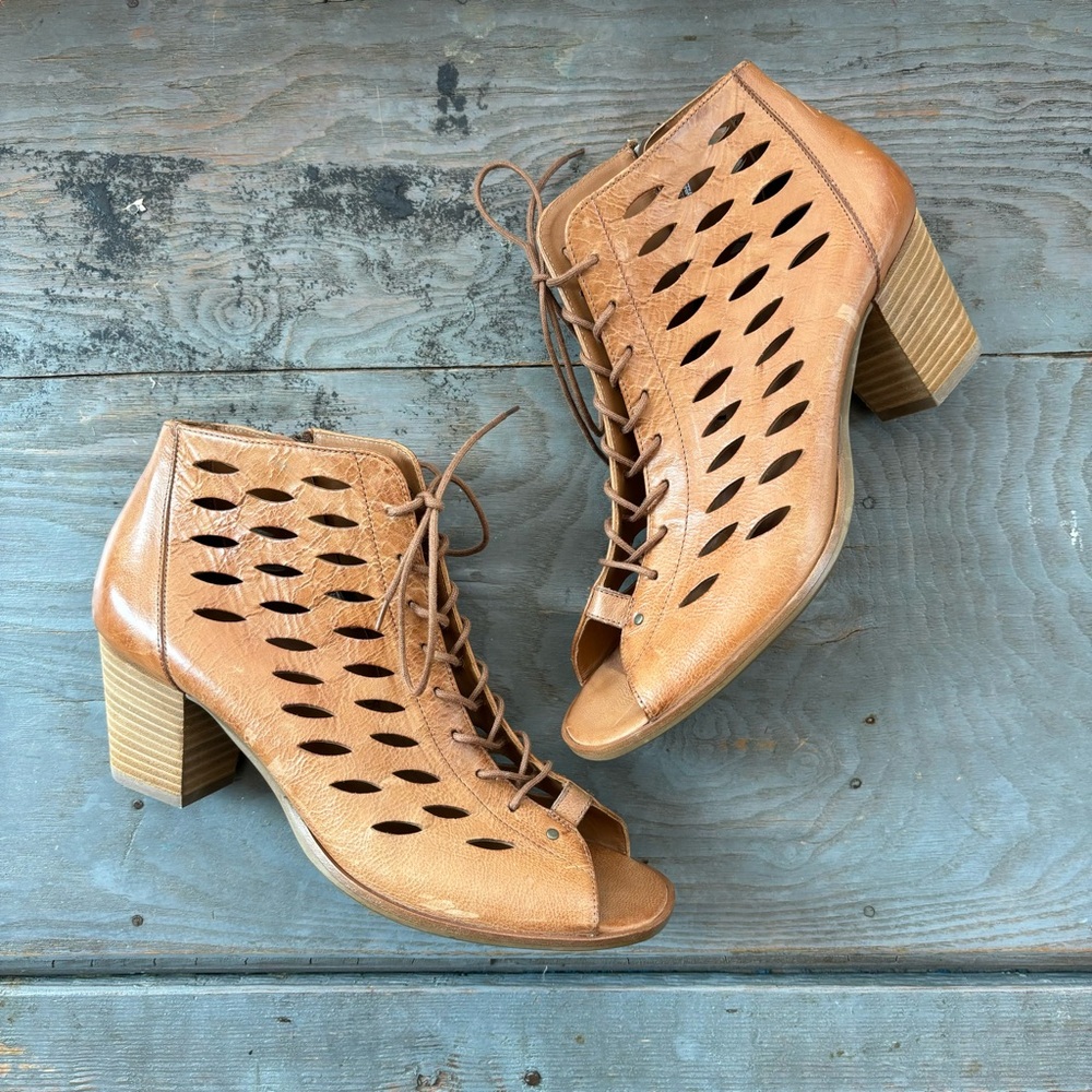 Paul Green Bali lace up peep toe shoes | size 7UK/9US